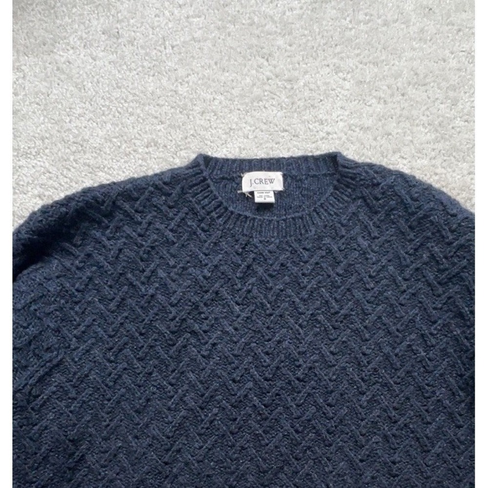 J Crew Wool Hand Knit Chunky Cable Knit Crew Neck Sweater Men's Size S Nav - Picture 4 of 8